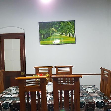 ホテル Ruchi House ヌワラ・エリヤ エクステリア 写真