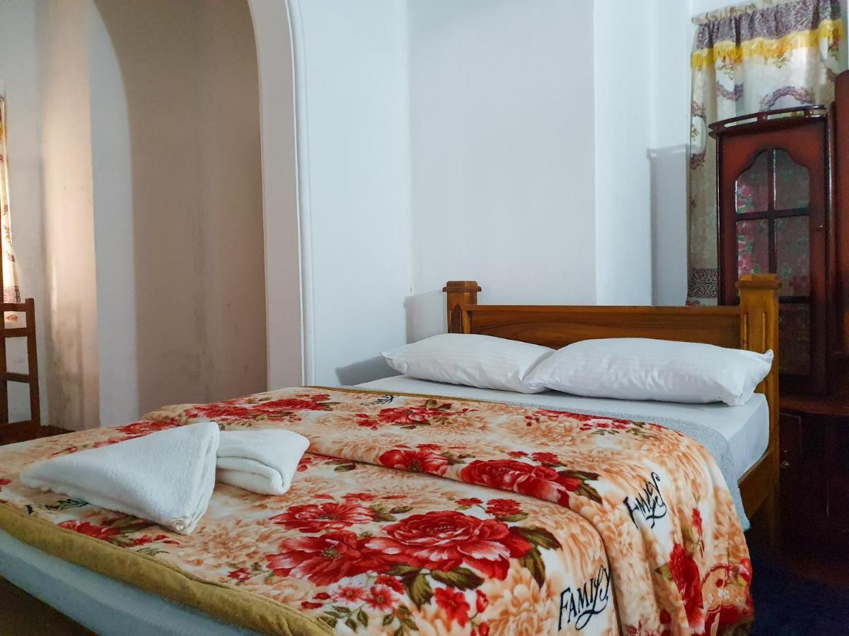 ホテル Ruchi House ヌワラ・エリヤ エクステリア 写真