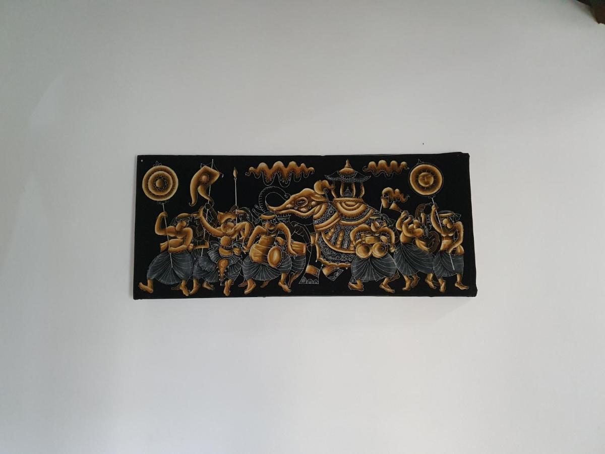 ホテル Ruchi House ヌワラ・エリヤ エクステリア 写真